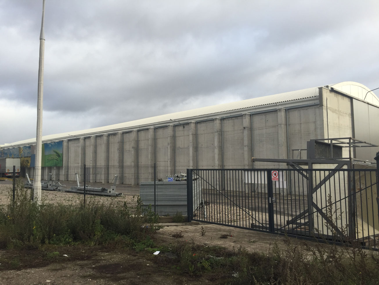 hala składowisko materiałów sypkich Szczecin zewnątrz 1