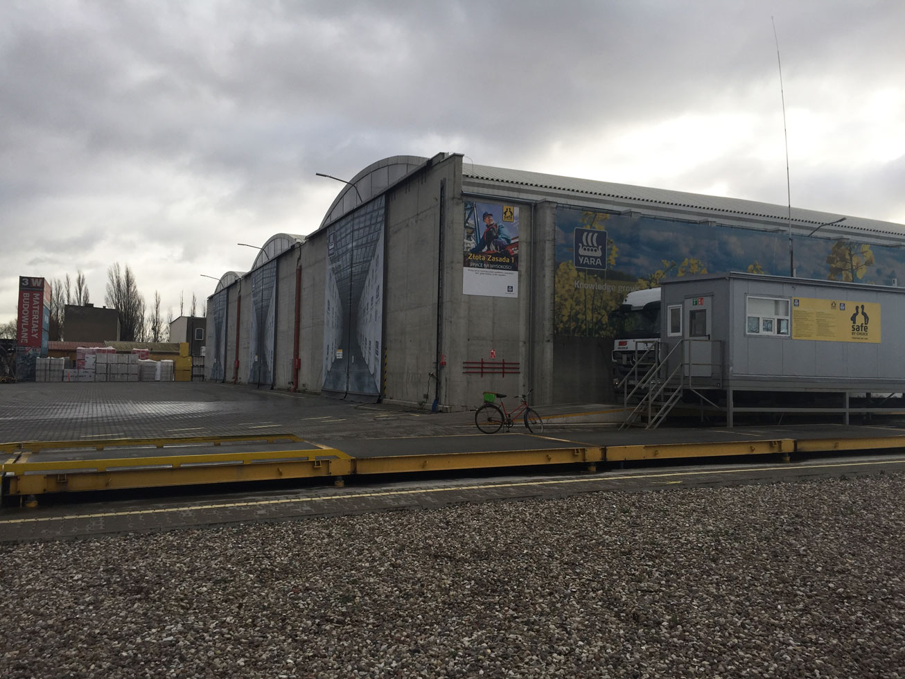 hala składowisko materiałów sypkich Szczecin zewnątrz 3