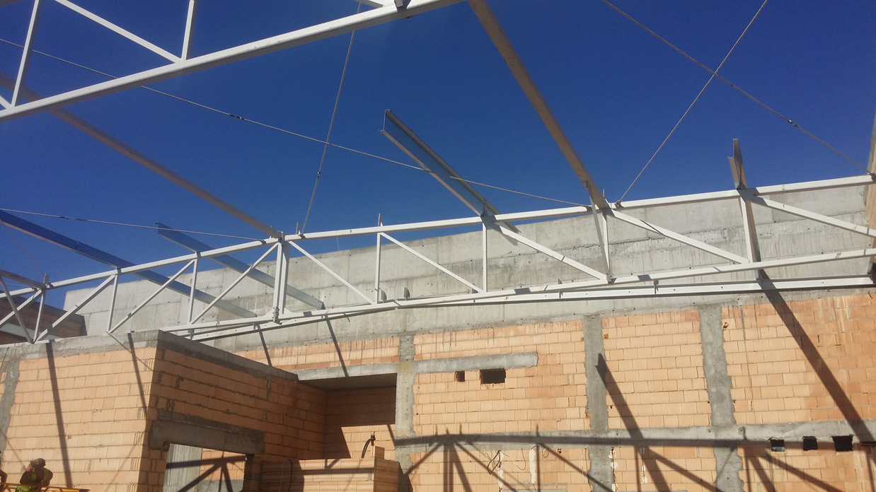 salon samochodowy BMW Gorzów Wielkopolski ściany 2