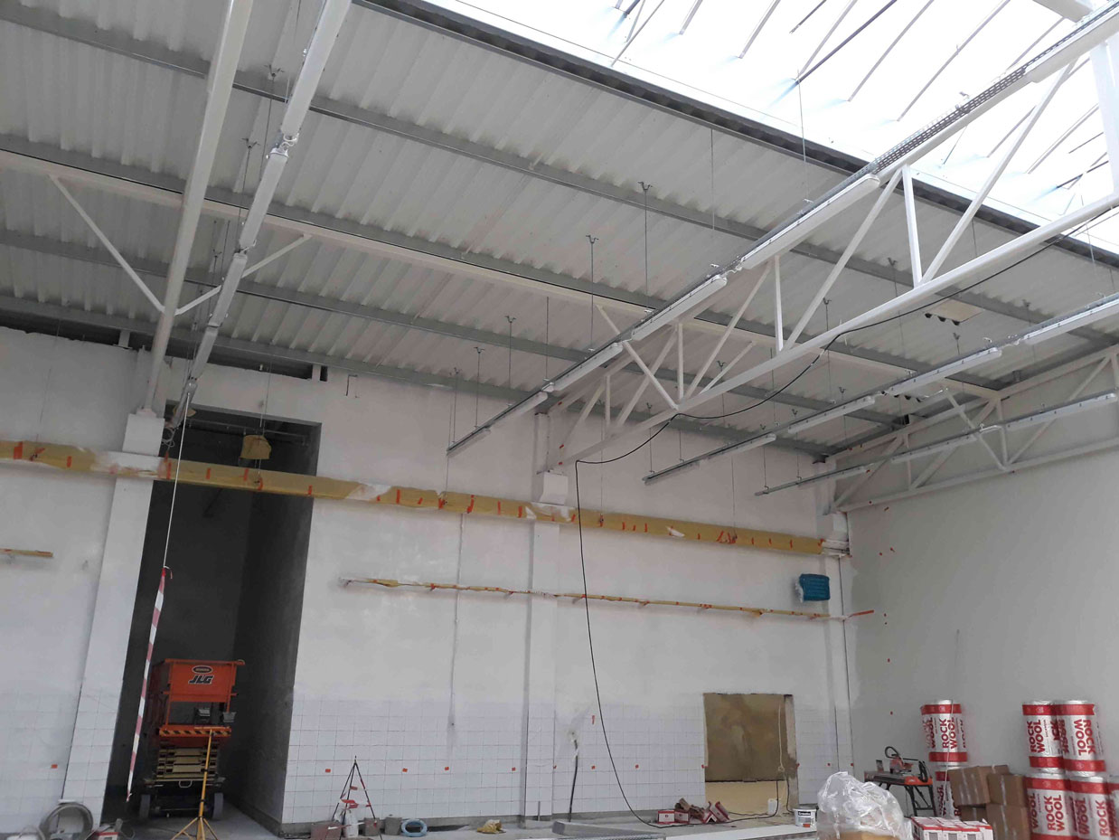 serwis samochodowy BMW Szczecin konstrukcja stalowa sufit 2